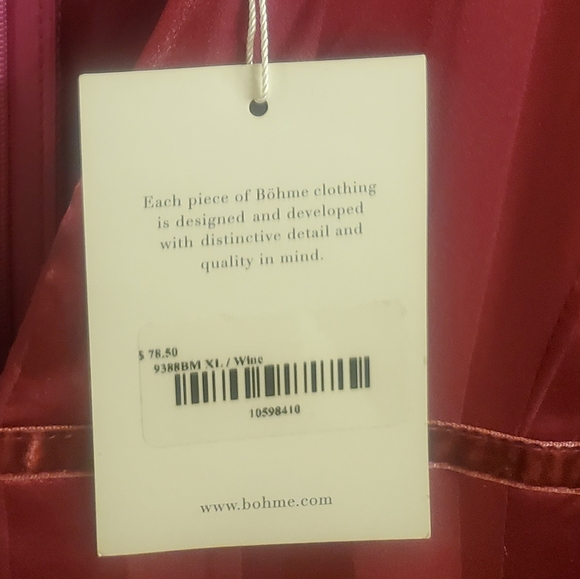 Elegant Burgundy Evening Gown - Picture 4 of 4